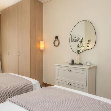 Nefeli Duplex Appartement *